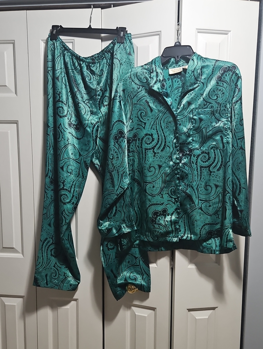 RARE VINTAGE GOLD LABEL Victoria's Secret Satin Pajama Sleep Set